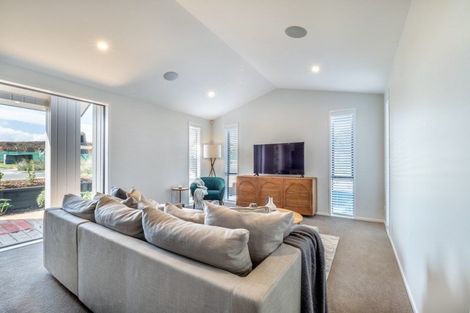 Photo of property in 2 Walter Lawry Road, Paerata, Pukekohe, 2124