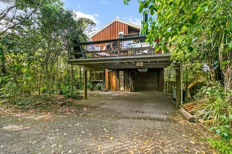 Photo of property in 82 Wade River Road, Stanmore Bay, Whangaparaoa, 0932