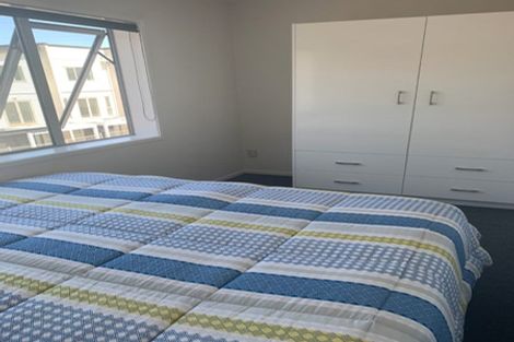 Photo of property in 60 Niu Lane, Te Atatu South, Auckland, 0610