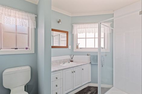 Photo of property in 11a Norman Street, Lower Vogeltown, New Plymouth, 4310