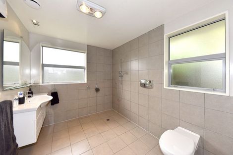 Photo of property in 127a Elizabeth Street, Riccarton, Christchurch, 8041