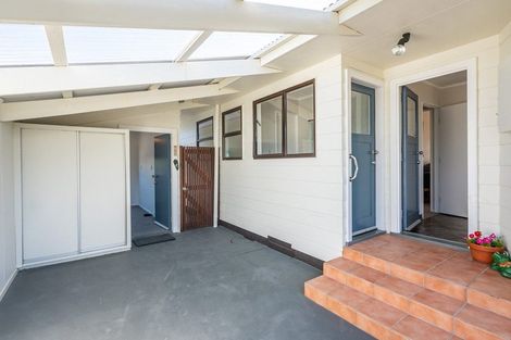 Photo of property in 15 Kanawa Street, Waikanae, 5036