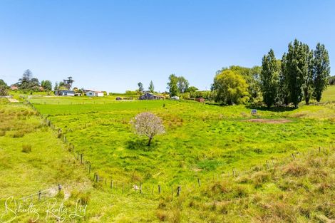 Photo of property in 35 Minnie Casey Rise, Matakohe, 0593