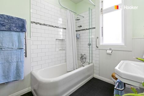 Photo of property in 4 Sunbury Street, Andersons Bay, Dunedin, 9013