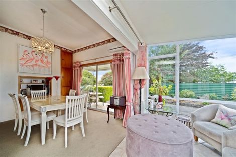 Photo of property in 10 Furlong Street, Hawera, 4610