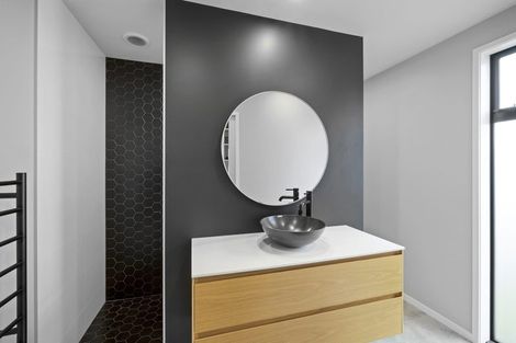 Photo of property in 8a Aderman Place, Hurworth, New Plymouth, 4310