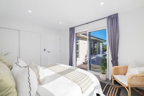 Photo of property in 8c Wychwood Crescent, Bishopdale, Christchurch, 8053