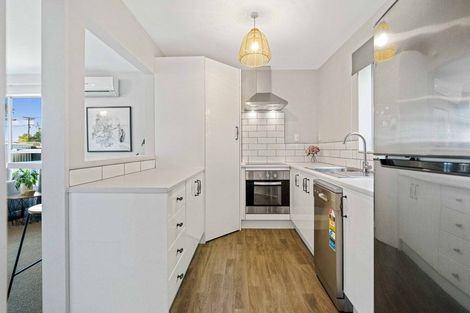 Photo of property in 1/53 Mathesons Road, Phillipstown, Christchurch, 8011