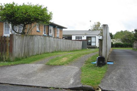 Photo of property in 2/8 Freyberg Crescent, Pukekohe, 2120