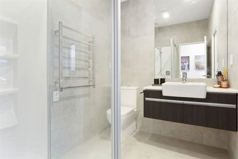 Photo of property in 21 Kukuwai Avenue, Red Beach, 0932