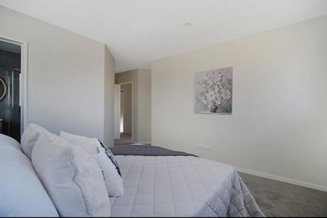 Photo of property in 9 Hoia Street, Papakura, 2110