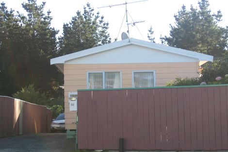 Photo of property in 32 Bellona Place, Cannons Creek, Porirua, 5024