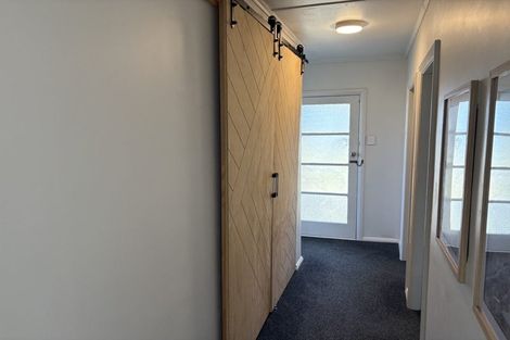 Photo of property in 20 Stokes Crescent, Maeroa, Hamilton, 3200
