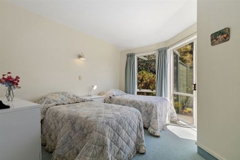 Photo of property in 1 Links View Drive, Omokoroa, 3114