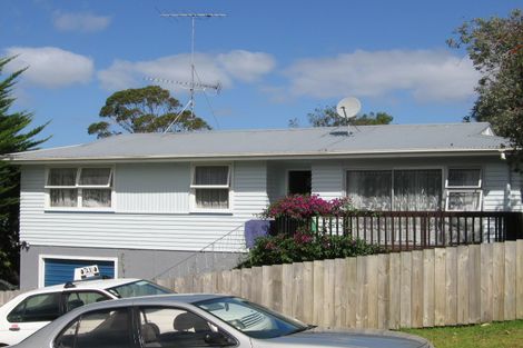 Photo of property in 27 Japonica Drive, Beach Haven, Auckland, 0626