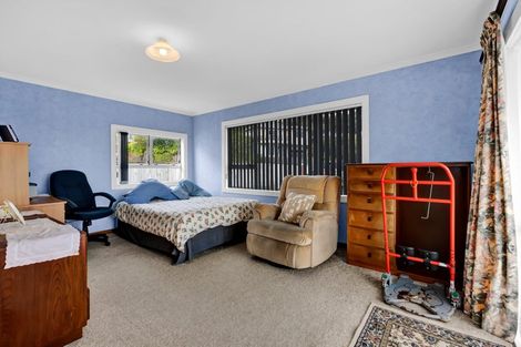 Photo of property in 17 Mount View Place, Spotswood, New Plymouth, 4310