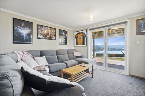 Photo of property in 43 Kaikoura Street, Maupuia, Wellington, 6022