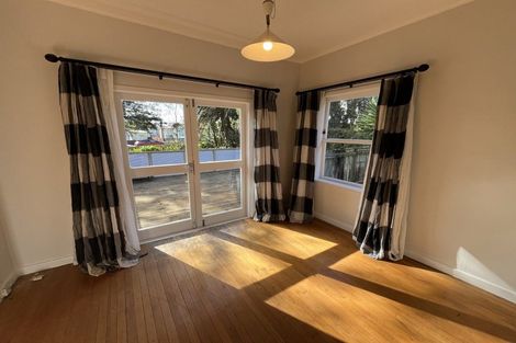 Photo of property in 18 Walmsley Road, Mangere, Auckland, 2022