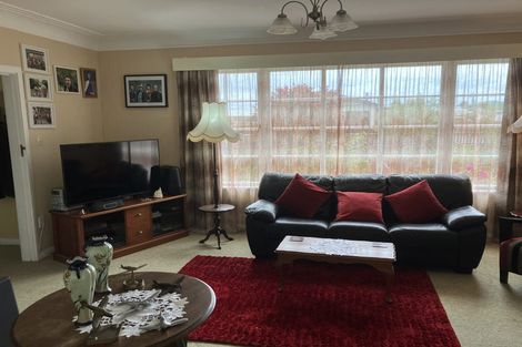 Photo of property in 1 Huia Street, Foxton Beach, Foxton, 4815