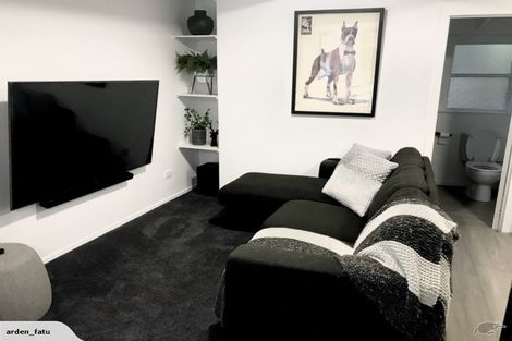 Photo of property in 160 Laingholm Drive, Laingholm, Auckland, 0604