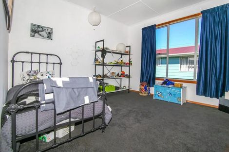 Photo of property in 80 Derby Street, Westport, 7825