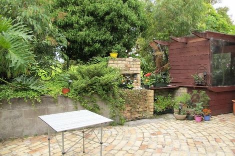 Photo of property in 113 Beach Road, Castor Bay, Auckland, 0620