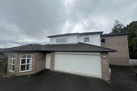Photo of property in 32 Bur Oak Terrace, Schnapper Rock, Auckland, 0632