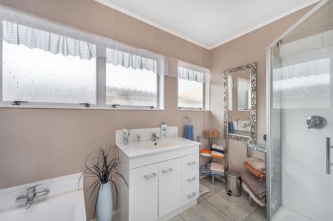 Photo of property in 11 Gummer Place, Morrinsville, 3300