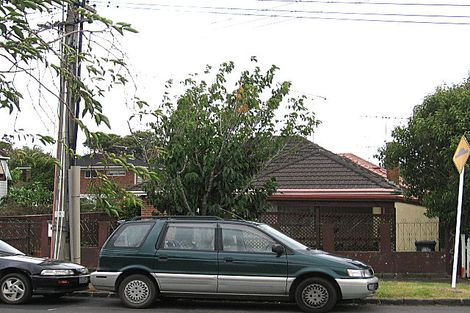 Photo of property in 75 Greenpark Road, Penrose, Auckland, 1061