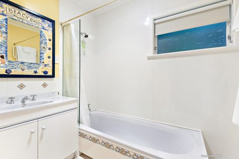 Photo of property in 31a Spencer Street, Crofton Downs, Wellington, 6035