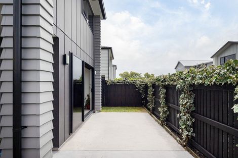 Photo of property in 98 Franks Way, Papamoa Beach, Papamoa, 3118