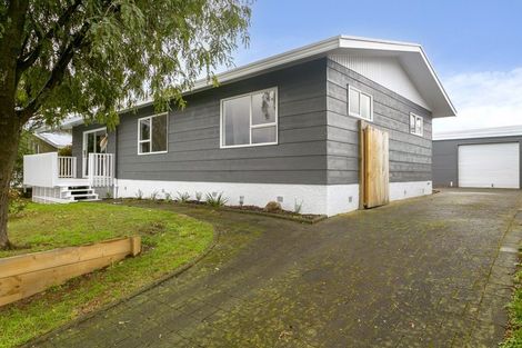 Photo of property in 10 Wembley Place, Richmond Heights, Taupo, 3330