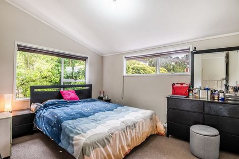 Photo of property in 1/26 Wilkinson Way, Browns Bay, Auckland, 0630
