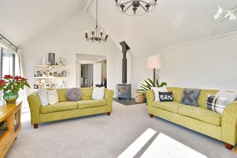 Photo of property in 7 Janelle Place, Rangiora, 7400