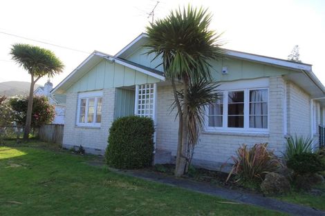 Photo of property in 28 Bidois Road, Fairy Springs, Rotorua, 3015