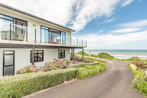 Photo of property in 21 Sunset Parade, Kai Iwi, Whanganui, 4574