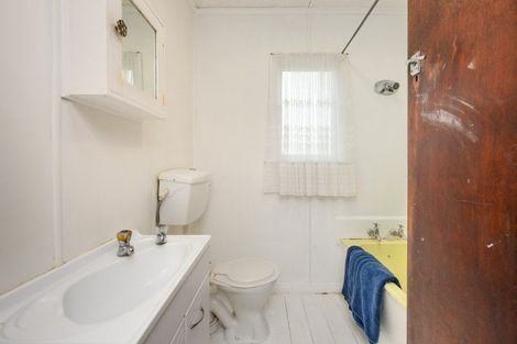 Photo of property in 14 Marlborough Street, Feilding, 4702