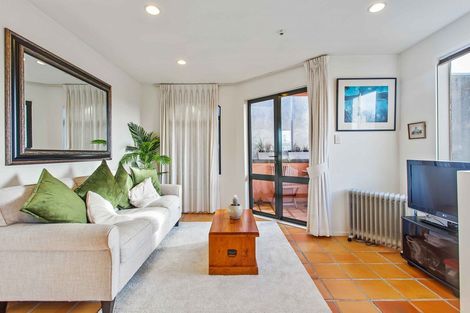 Photo of property in 9/10 Cleveland Road, Parnell, Auckland, 1052