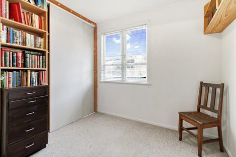 Photo of property in 16 Koru Street, Mangere Bridge, Auckland, 2022