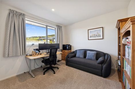 Photo of property in 25 Glendermid Close, Sawyers Bay, Port Chalmers, 9023