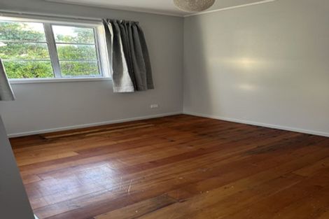 Photo of property in 90 Stokes Valley Road, Stokes Valley, Lower Hutt, 5019