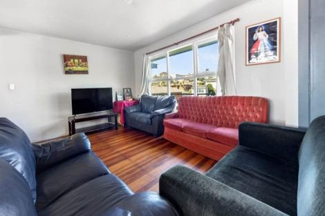 Photo of property in 22b Evans Road, Glen Eden, Auckland, 0602