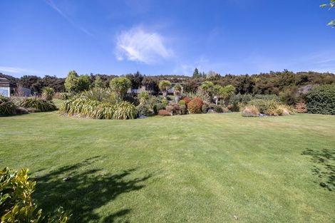 Photo of property in 16 Hidden Hills Drive, Wanaka, 9305