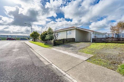 Photo of property in 2 Brooke Street, Heidelberg, Invercargill, 9812