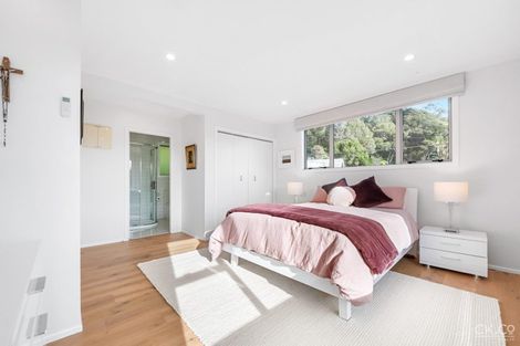 Photo of property in 212 Whites Line East, Waiwhetu, Lower Hutt, 5010