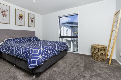 Photo of property in 70 Makamaka Lane, Albany Heights, Auckland, 0632