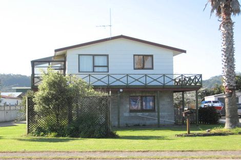 Photo of property in 93 Cook Drive, Whitianga, 3510