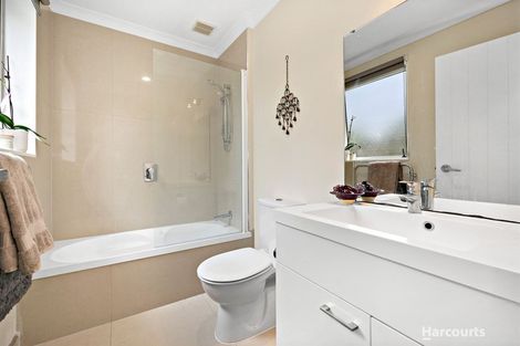 Photo of property in 11 Logan Place, Waiuku, 2123