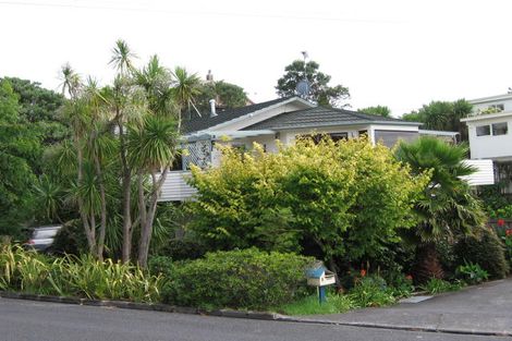 Photo of property in 1/9 Park Rise, Campbells Bay, Auckland, 0630