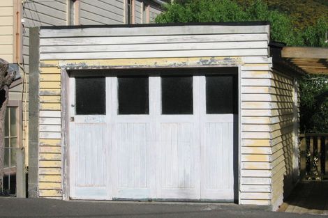 Photo of property in 48 Clyde Street, Island Bay, Wellington, 6023